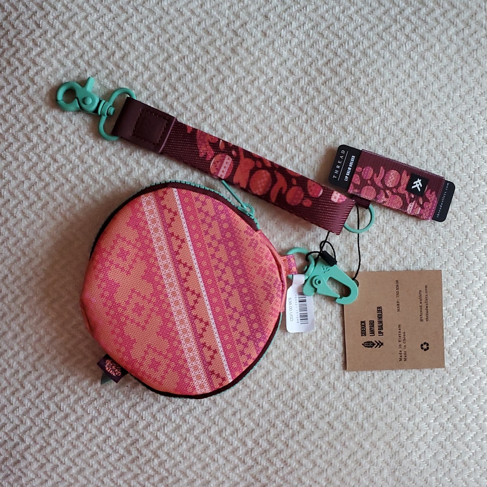 FP Movement X Thread Sidekick Wallet/Peach Flirt - Picture 3 of 10